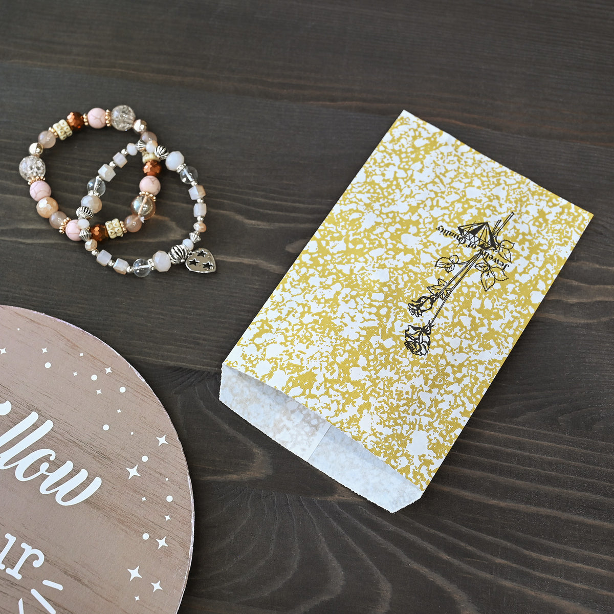 #EN117 Gold Tone Printed Paper Gift Bags 4"L x 6"H