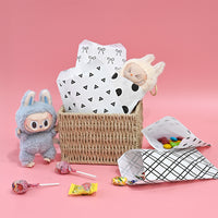 #EN8906x2 Paper Gift Bag 5''W x 7''H in 5 Variety Prints with 200 Stickers