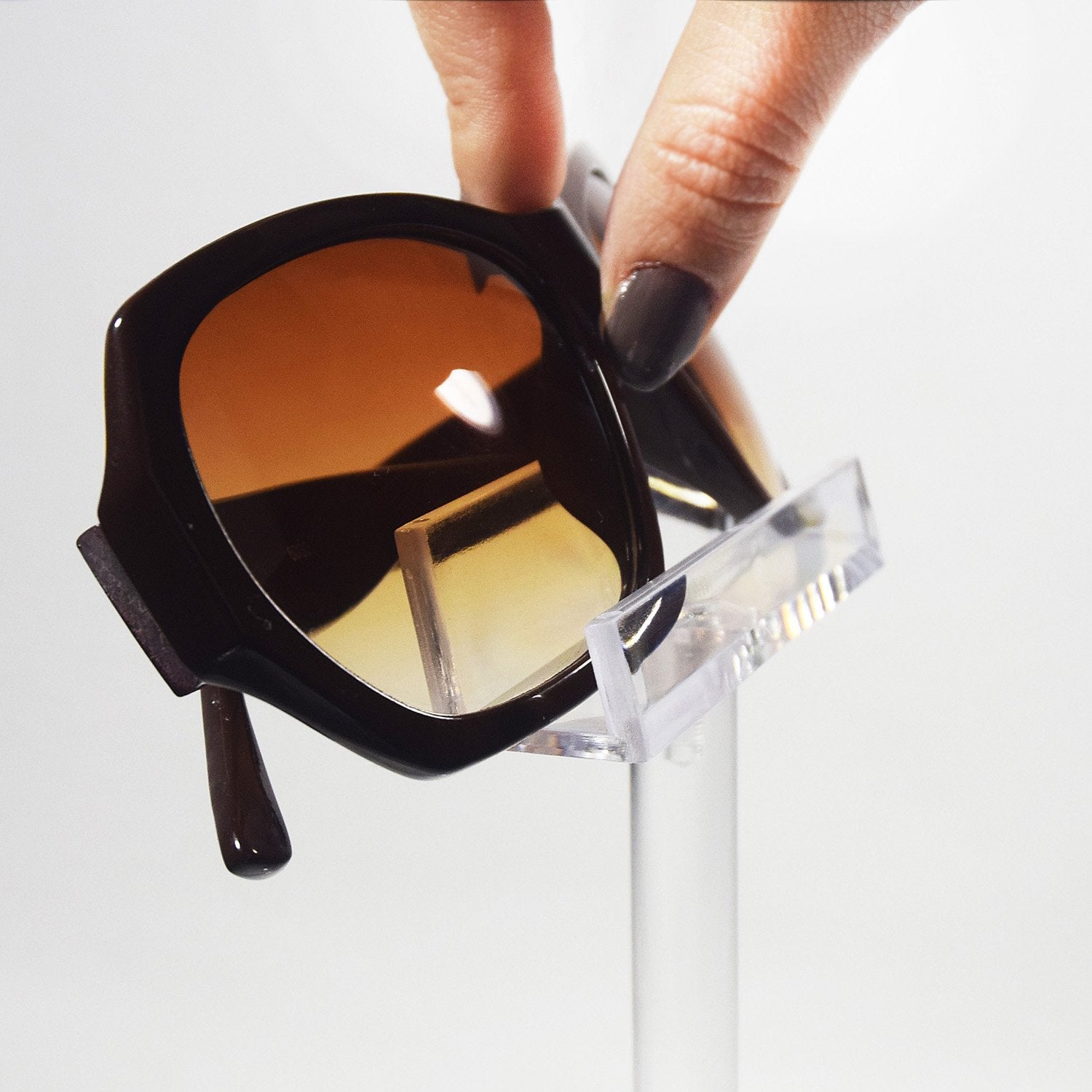 #AC-007 Acrylic Single Eyeglass Frame Stand | APEX International